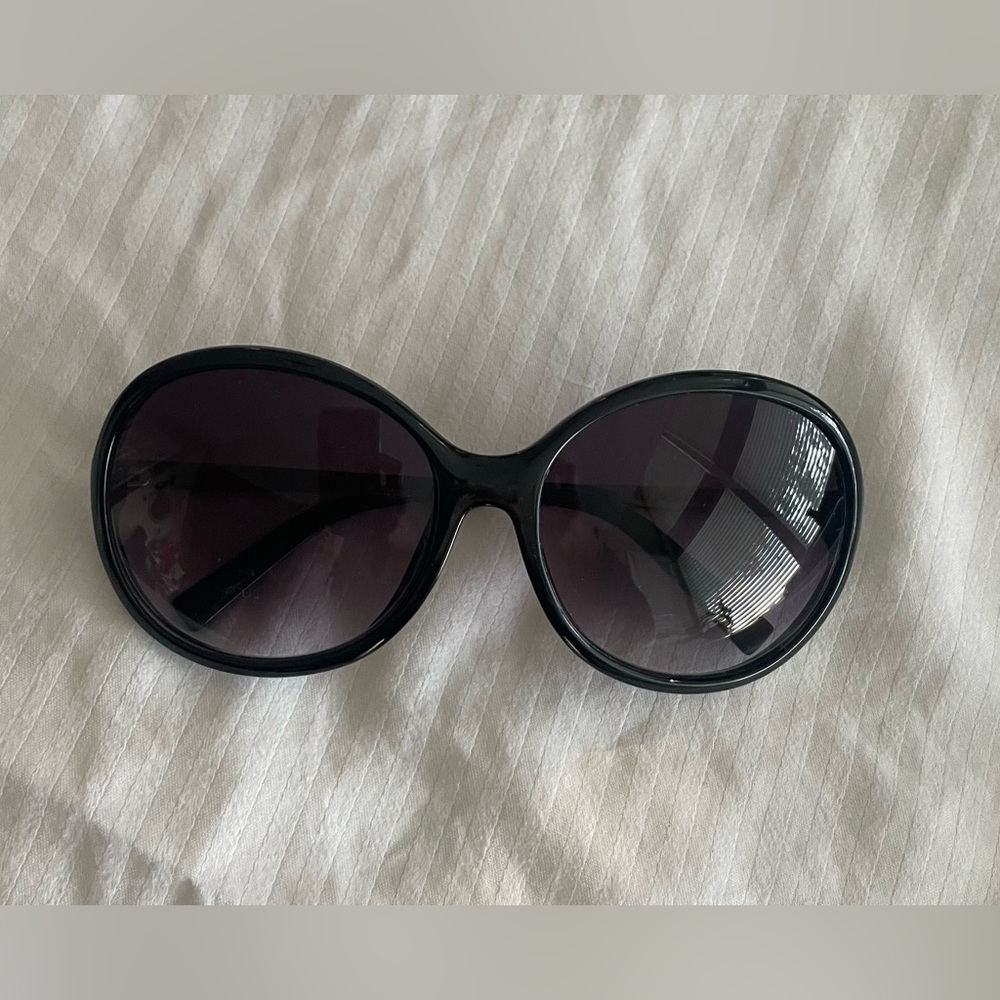Kenneth Cole Reaction Black Sunglasses